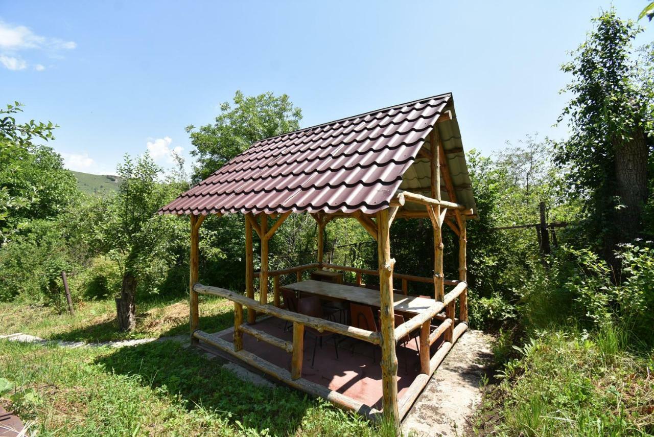 Guest House Arsan Tsaghkadzor Bagian luar foto