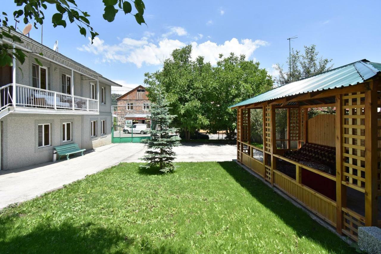 Guest House Arsan Tsaghkadzor Bagian luar foto