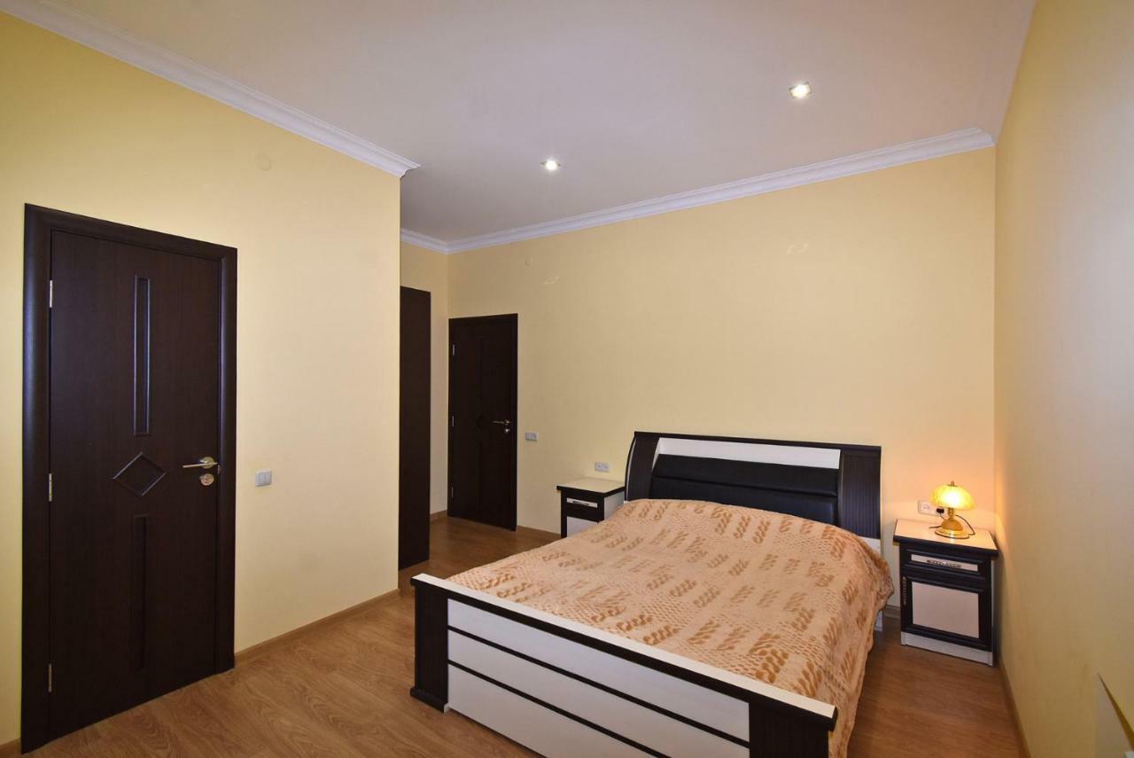 Guest House Arsan Tsaghkadzor Bagian luar foto