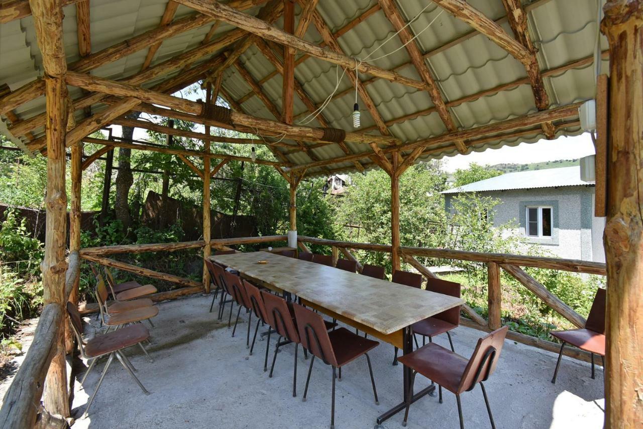 Guest House Arsan Tsaghkadzor Bagian luar foto