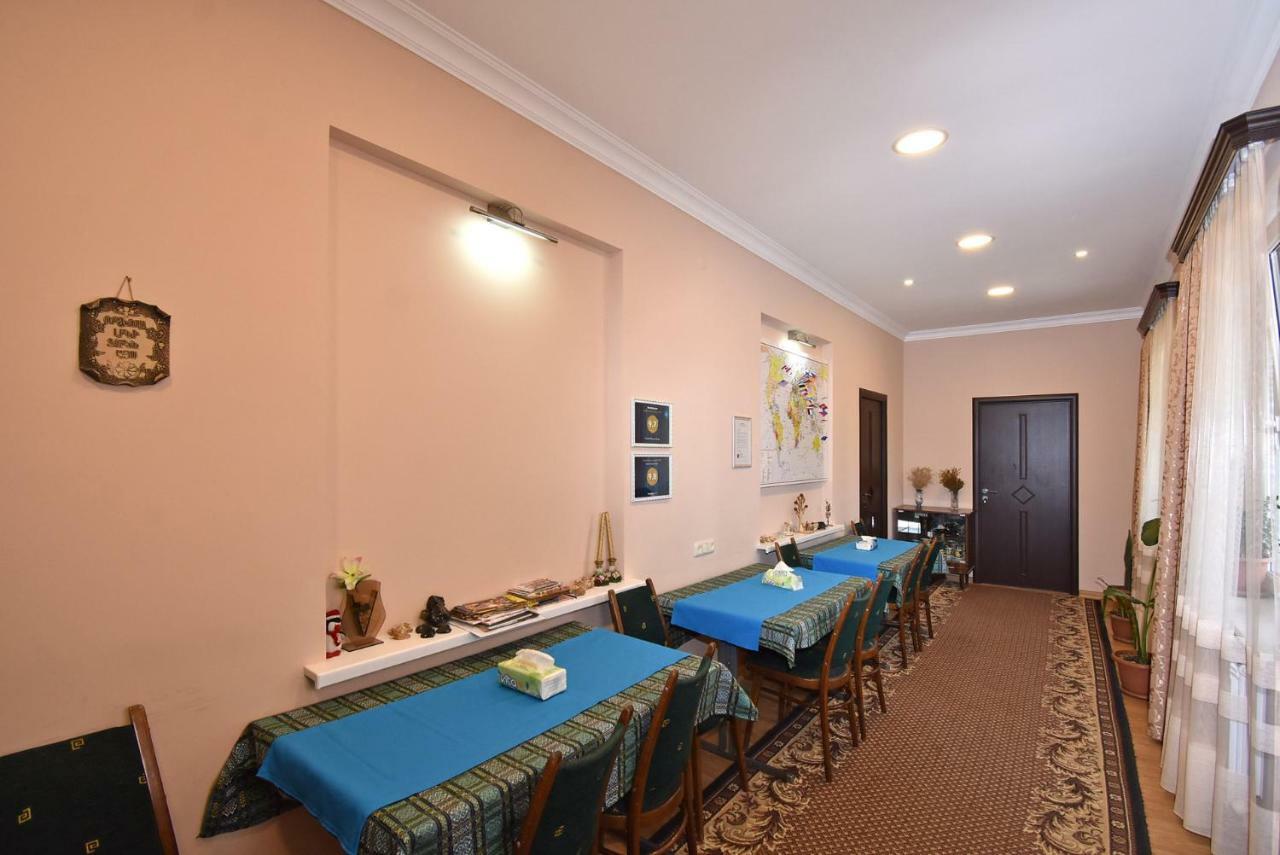 Guest House Arsan Tsaghkadzor Bagian luar foto