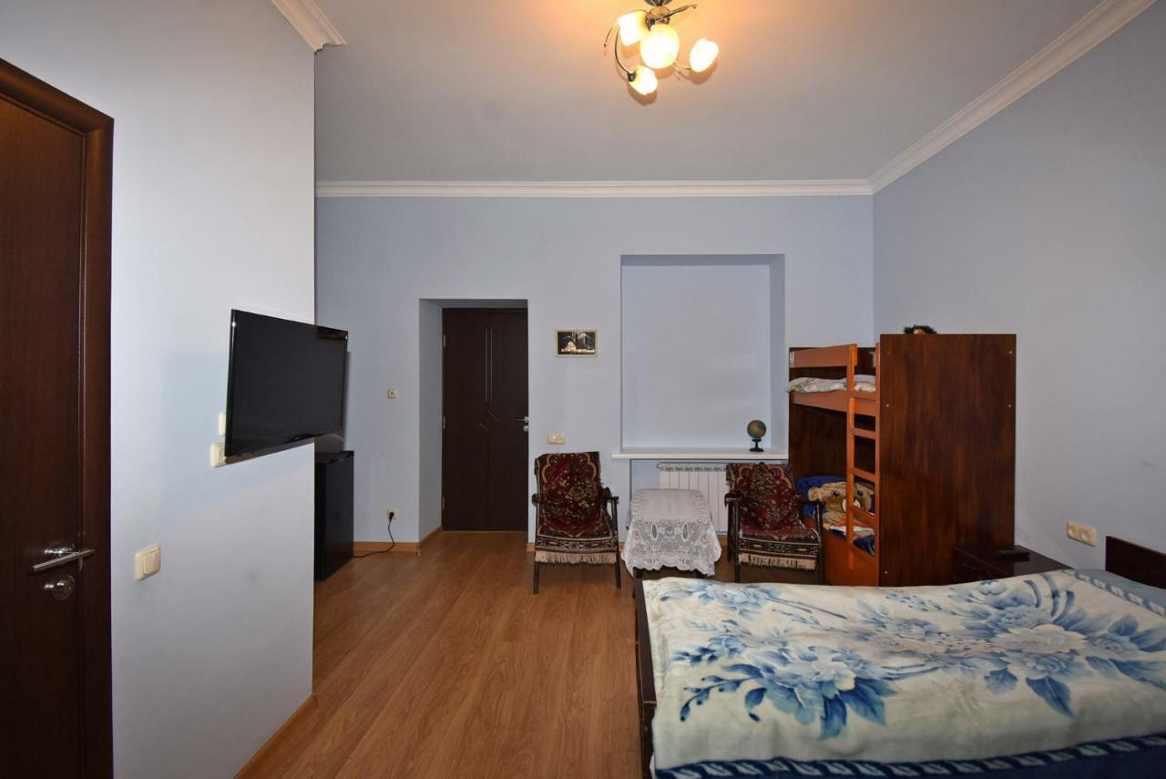Guest House Arsan Tsaghkadzor Bagian luar foto